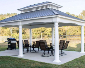  Sleep Inn & Suites Moundsville  Маундсвилл